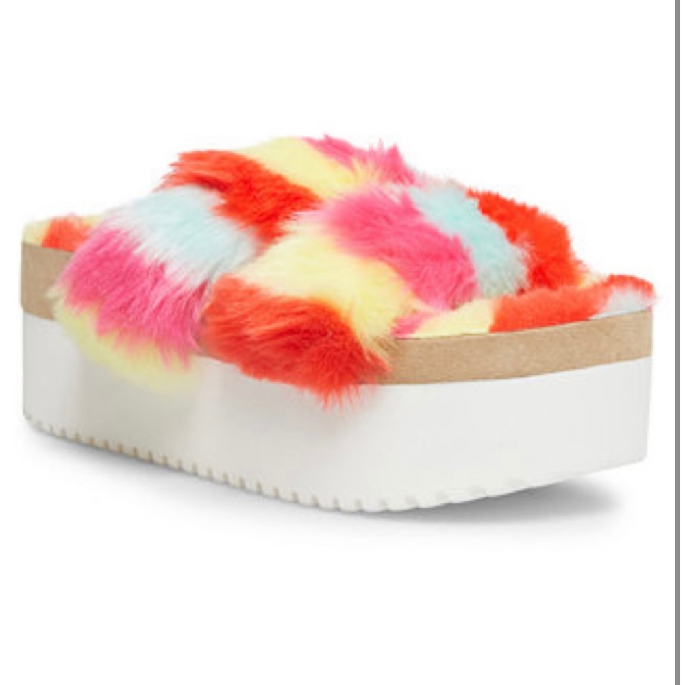 NEVER WORN Madden Girl Platform Shoes 😍